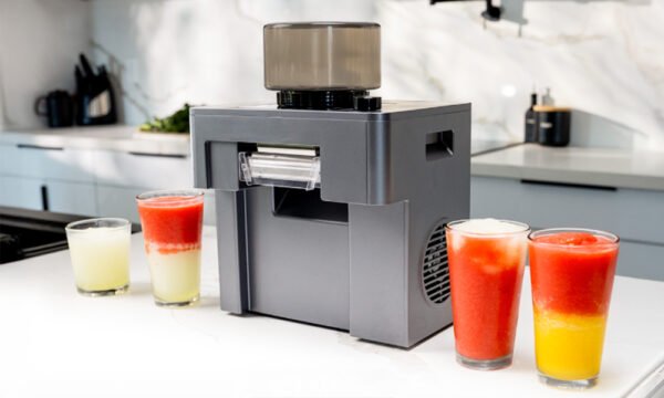 QuickFreezer - Instant Frozen Drink & Treat Maker