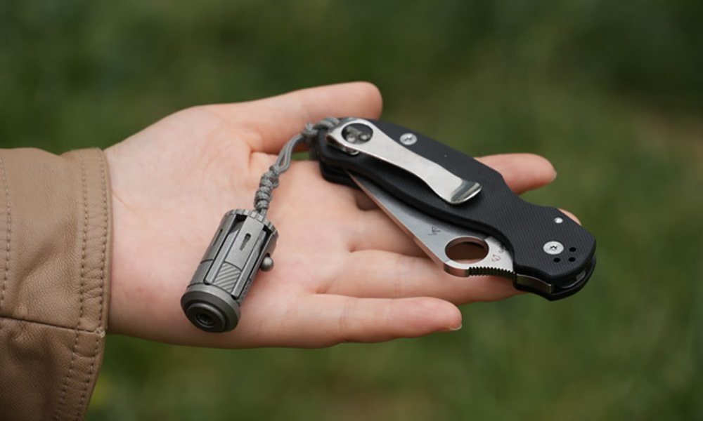 FixBoy – Screw, Fidget, Write, Extend, Store. All in One - The Gadget Trend