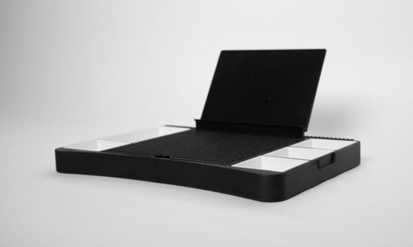 Stud Tubs - The Stud Desk