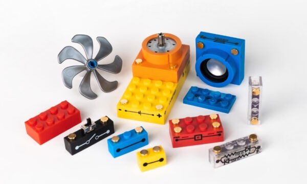 SparkBlocks - STEM blocks that click onto LEGO bricks