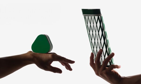 elio - The water bottle that disappears in your pocket