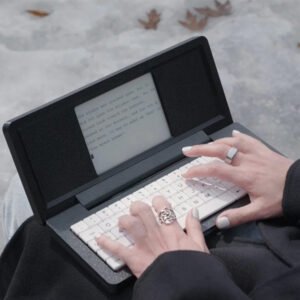 Zerowriter Fold - E-Ink Word Processor